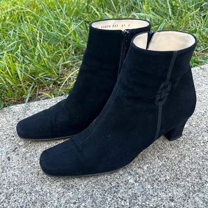 Salvatore Ferragamo Suede Ankle Booties Black Size 8.5